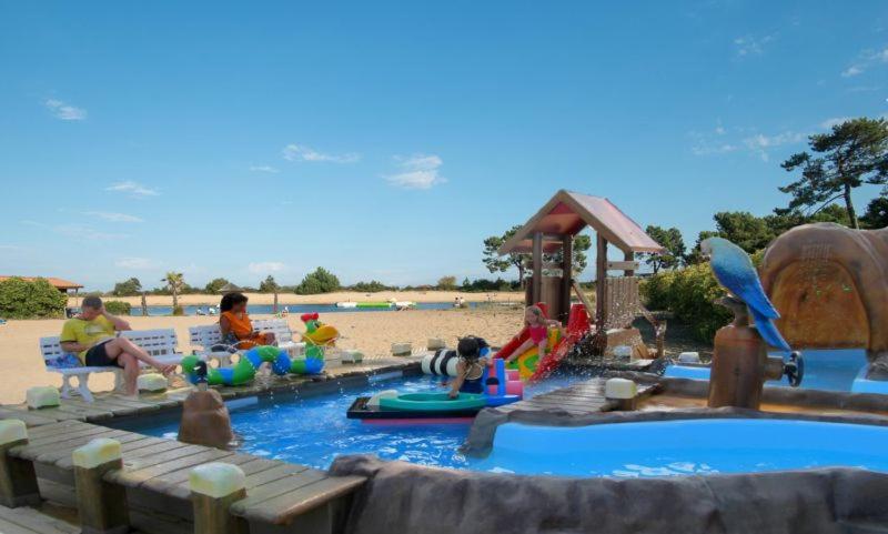 Mobile-Home 6 Personnes Cap Ferret Claouey Exterior foto
